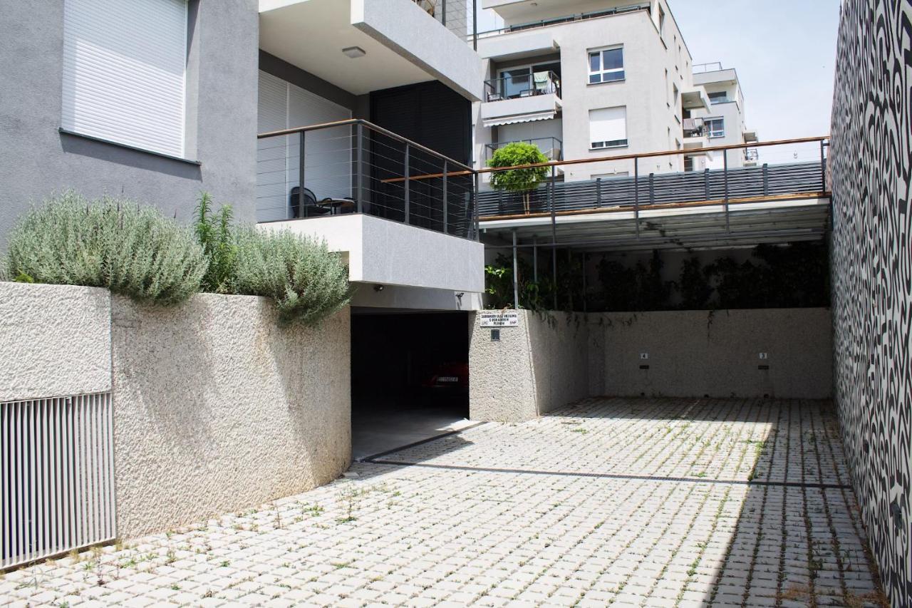 Cozy Seaside Apartment With Pool & Terrace スプリト エクステリア 写真